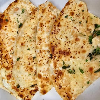 Cheese Garlic Naan